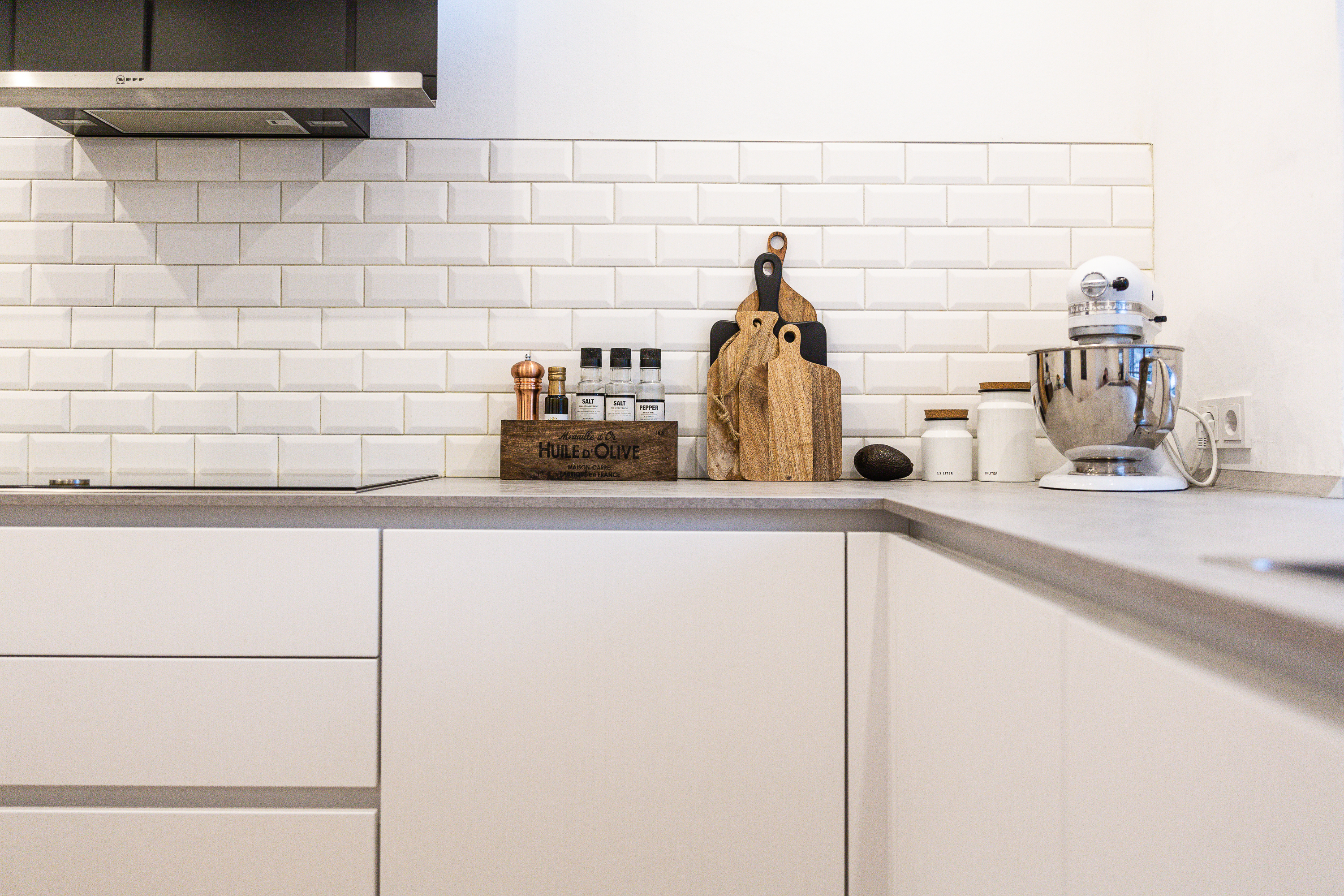 Neue Küche – matt weiß grifflos